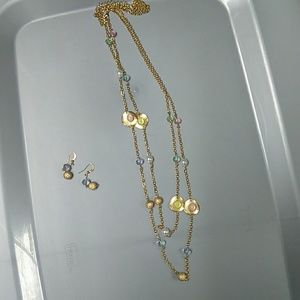 Earring and necklace set